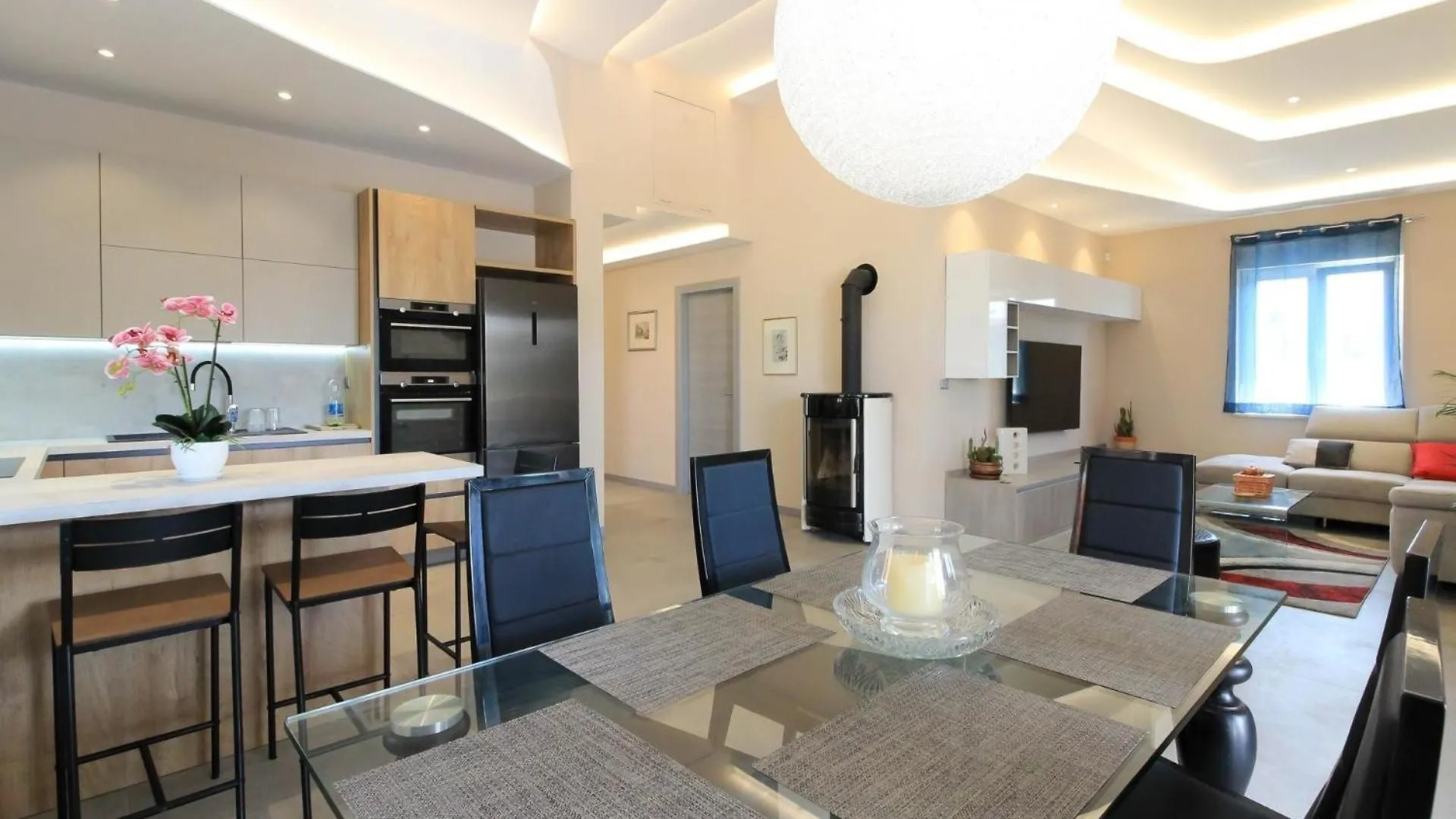Ferienhaus Mit Privatpool Fuer 8 Personen Ca 170 Qm In Pula, Istrien Istrische Riviera Croazia